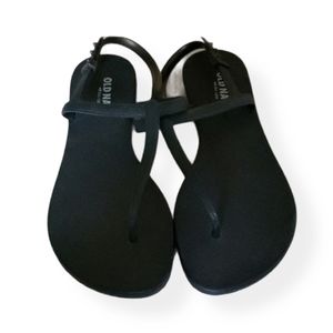 OLD NAVY woman's thong sandals NWOT